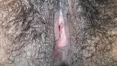 Redare Sesiunea solo intimă a lui Desi Beauty: păsărică păroasă umedă și orgasm mare cu țâțe mari