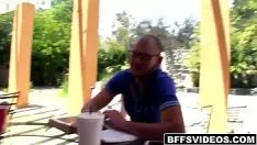 Reproduzir Janela quente sasha tendo gozada em sua verbalização