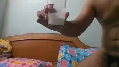 تشغيل مؤهل معتدل للأحذية الثقيلة من نهر الحليب للتنانير الجافة في بومباي.