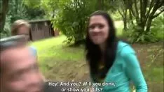 Play Exterior garden porno 2