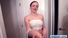 تشغيل Chirpy tits غير المحترفة المراهق غال يحرف صب اللعنة مقابل 2000 دولار