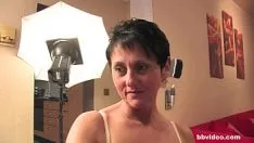Jouer Bbvideo recording.com bi high tedesco milf si fa scopare in triade