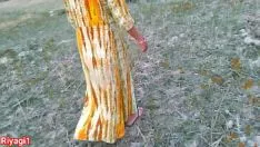 Abspielen Desi Bhabhi aus der kleinen Stadt und fotografierte ihr Äußeres und brachte ihren Platzsex zum Vorschein