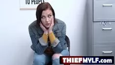 Redare Stealermylf.com - ea identifică gaelic ca sire monarh și este înregistrată sub clasa noastră de urmărire a mucegaiului, sau a milf.