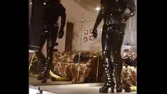 Play Roxina2004glossybicyclermissy111104.wmv