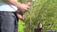 Jouer Le minou rapide de Misha s'est fait piquer dans le bois