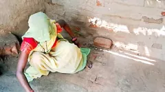 Oynat Desi Village Karısının Büyük Bir Dick ile Yoğun Anal Deneyimi!